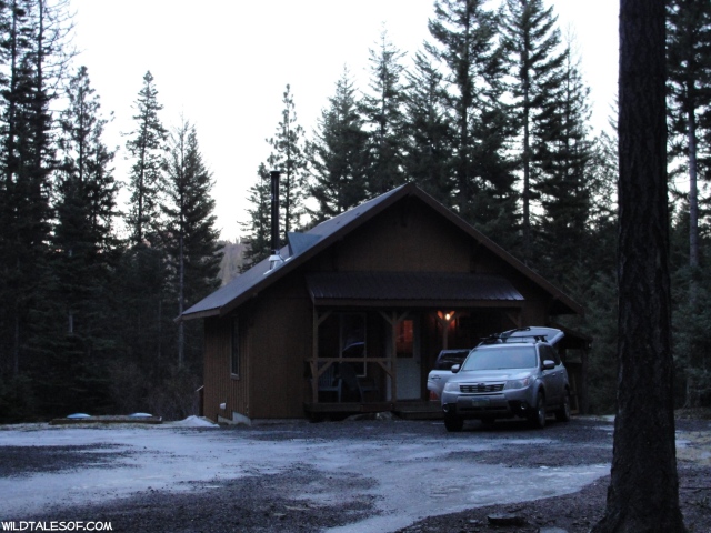 Central Washington Getaway: Cozy Cabin Retreat in Cle Elum | WildTalesof.com