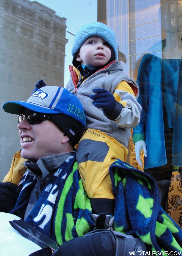Staying Warm at the Seahawks Parade: How to Layer-up Kids for an Outdoor Event in the Cold | WildTalesof.com